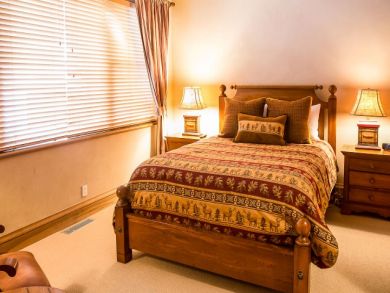 Right in Snowmass Village Townhome for Rent Luxury